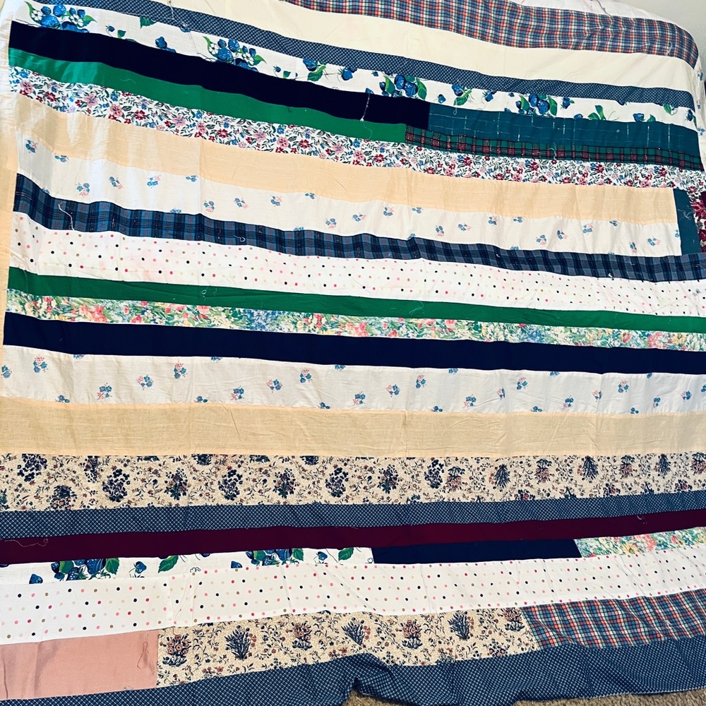 Multicolor Patchwork Quilt Top only. Size W-89’ by L-84’ Full to double